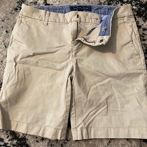 Women’s Khaki Shorts